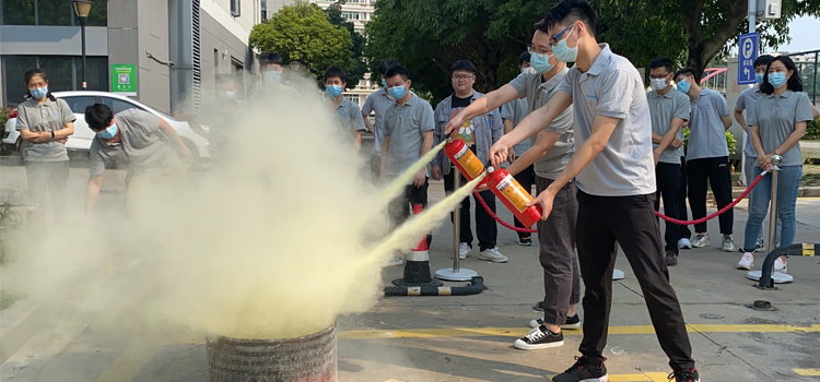 捌斗新材科技開(kāi)展消防應(yīng)急演練